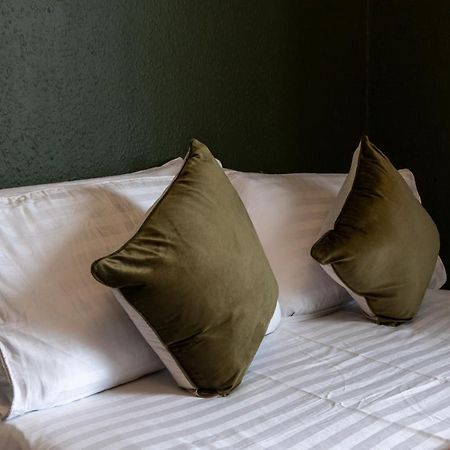 Digbeth City Centre Apartment Sleeps 12 Opposite Coach Station برمنغهام المظهر الخارجي الصورة