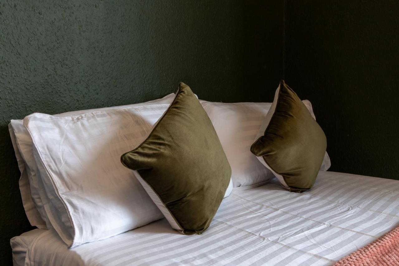 Digbeth City Centre Apartment Sleeps 12 Opposite Coach Station برمنغهام المظهر الخارجي الصورة