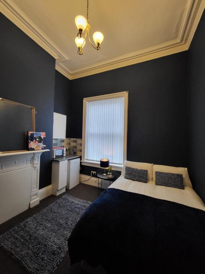 Digbeth City Centre Apartment Sleeps 12 Opposite Coach Station برمنغهام المظهر الخارجي الصورة