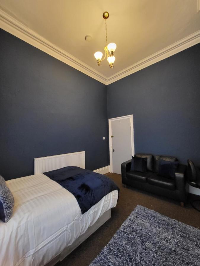 Digbeth City Centre Apartment Sleeps 12 Opposite Coach Station برمنغهام المظهر الخارجي الصورة